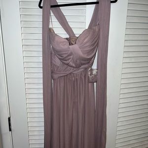 Brand new strapless gown (comes with detachable straps)can be tied multiple ways